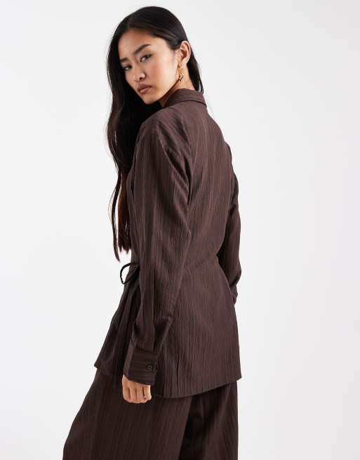 Wednesday's Girl - Camicia oversize marrone a righe con laccetti, 2 di 4
