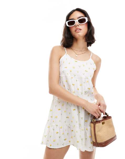 Wednesday's Girl chintzy floral tiered smock dress in white - view 1