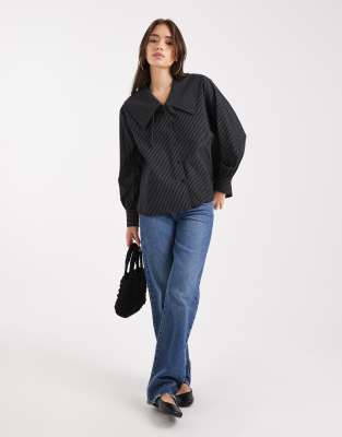 Wednesday's Girl Collar Detail Pinstriped Oversized Blouse In Black