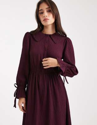 Wednesday's Girl Collared Button Up Long Sleeve Dress In Burgundy