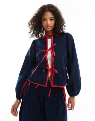 Wednesday's Girl Wednesday's Girl cord tie-detail smock blouse in navy-Red