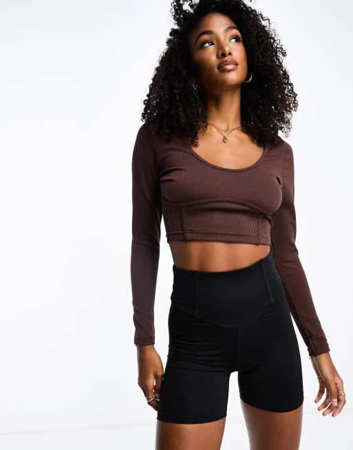 Wednesday's Girl - Crop top met naden en lange mouwen in chocoladebruin