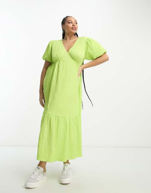 Wednesday's Girl - Curve - Aangerimpelde midi-jurk met textuur in limoengroen