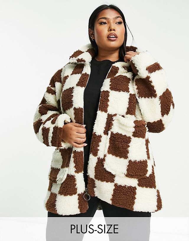 Wednesday's Girl Curve - boxy oversized coat in check fluffy borg
