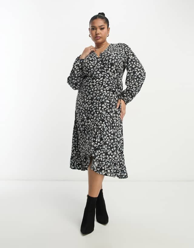 Wednesday's Girl Curve ditsy floral wrap detail midi dress in black