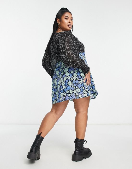 https://images.asos-media.com/products/wednesdays-girl-curve-floral-and-polka-dot-spliced-v-neck-mini-dress-in-multi/204169822-3?$n_550w$&wid=550&fit=constrain