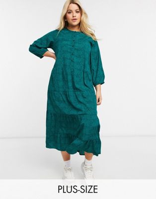 Wednesday's Girl Curve maxi shirt dress with tiered skirt in animal print-Green