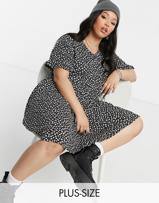 Wednesday's Girl Curve mini smock dress in monochrome floral