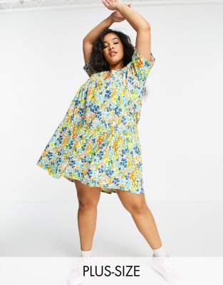 Wednesday's Girl Curve mini smock dress with tiered skirt in summer floral-White