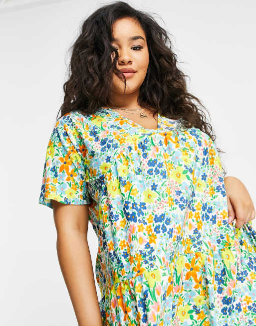 Wednesday's Girl Curve mini smock dress with tiered skirt in summer floral, 3 of 4