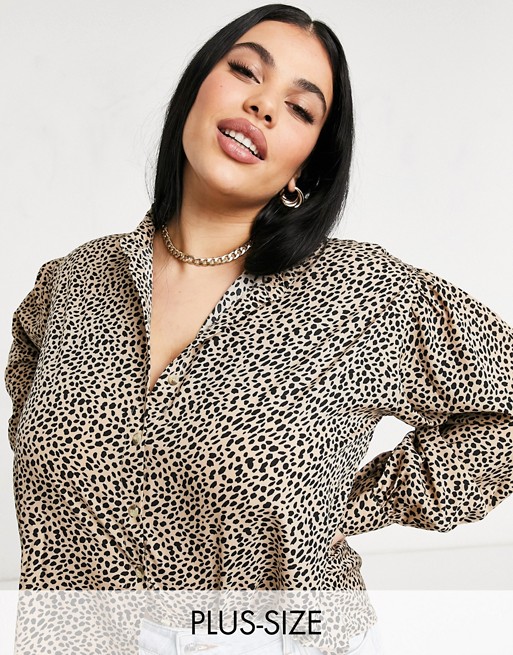 Wednesday's Girl Curve relaxed shirt in dalmatian spot