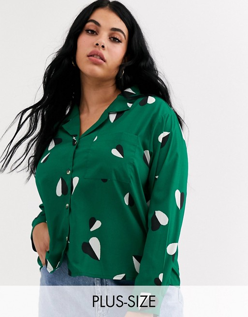 Wednesday's Girl Curve revere collar blouse in abstract heart print
