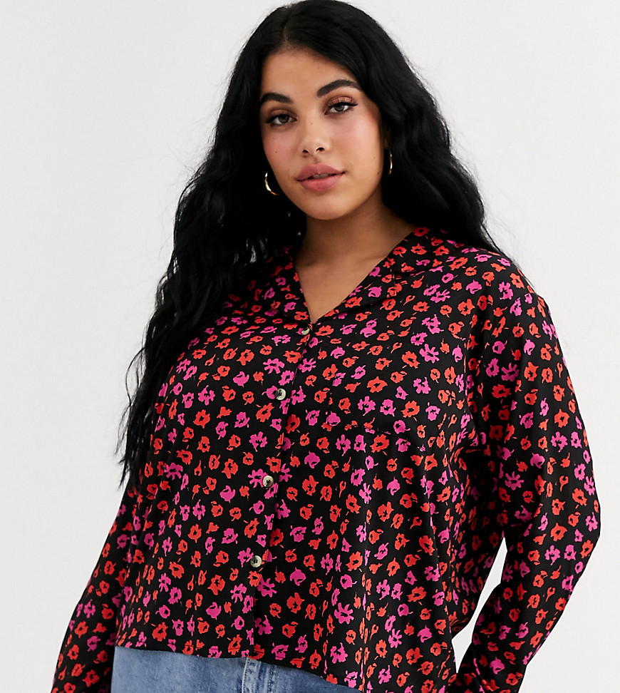 Wednesday's Girl Curve revere collar blouse in bright floral-Black