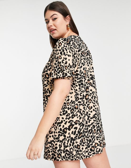 https://images.asos-media.com/products/wednesdays-girl-curve-smock-mini-dress-with-pleated-front-in-grunge-leopard/202069744-4?$n_550w$&wid=550&fit=constrain
