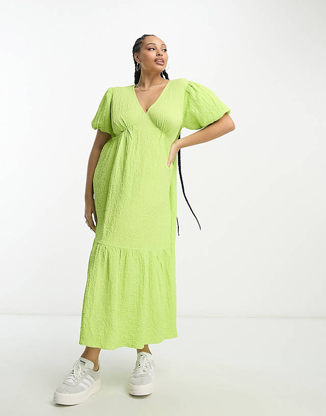 Wednesday's Girl Curve - textured midi smock dress in lime