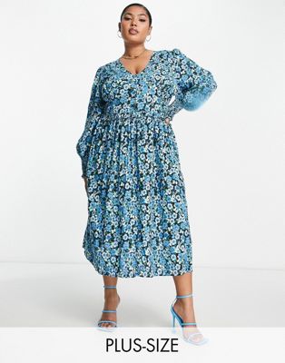Wednesday's Girl Curve v-neck tie waist smock dress in blue meadow floral