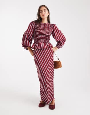 Wednesday's Girl Detail Shirred Puff Long Sleeve Blouse In Brown