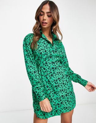 Wednesday's Girl ditsy floral belted mini shirt dress in emerald green