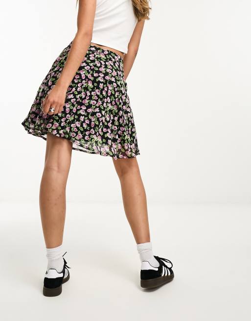 Wednesday's Girl ditsy floral flippy mini skirt in pink multi | ASOS