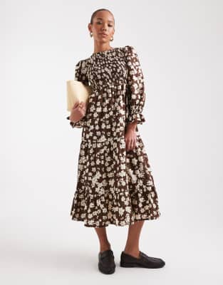 - - Wednesdays Girl ditsy brown 9090₽