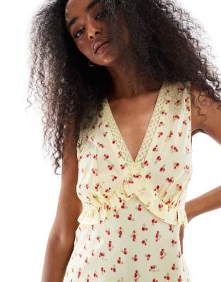 Wednesday's Girl Ditsy Floral V-neck Midi Dress