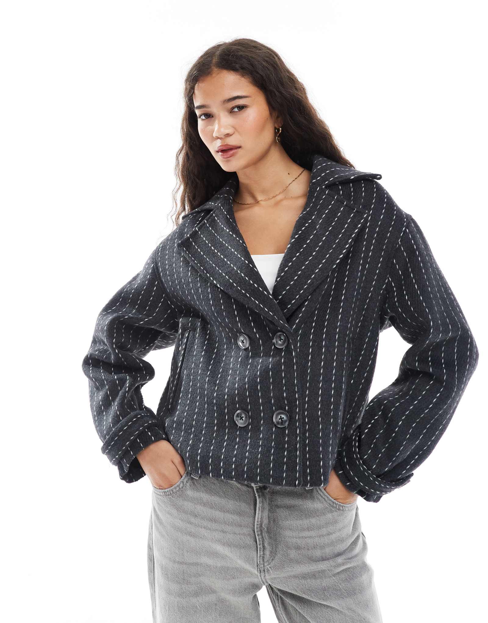 Женский двубортный пиджак в тонкую полоску серого цвета от Wednesday's Girl