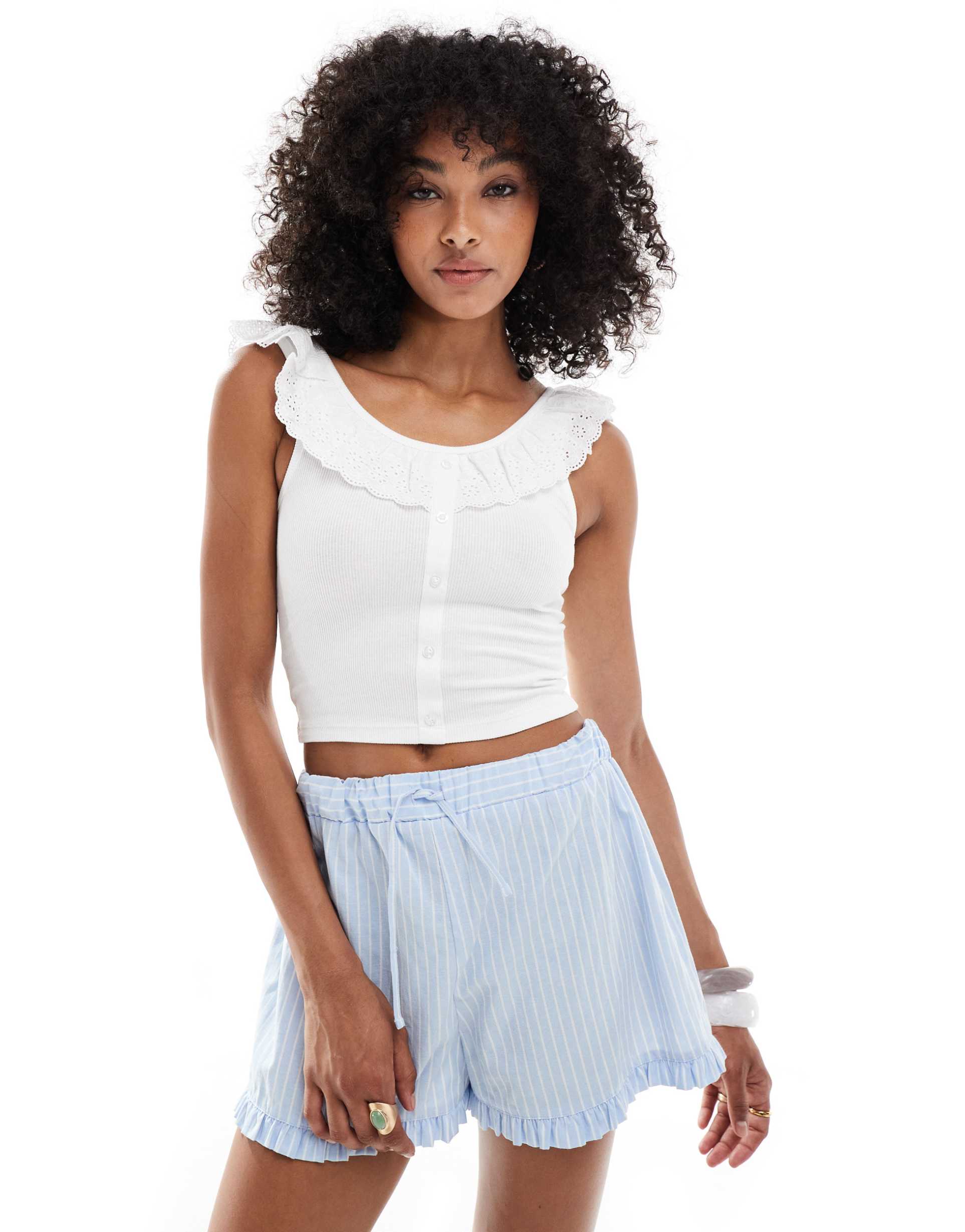 wednesdays girl eyelet trip frill detailed button up tank top in white