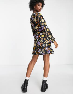 Tall 70s Floral Print Flare Sleeve Mini Dress