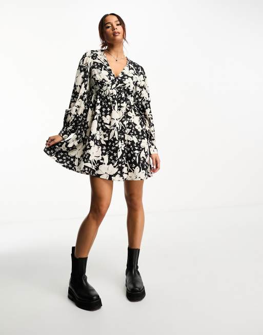 Wednesday's Girl floral print smock mini dress in black and cream | ASOS