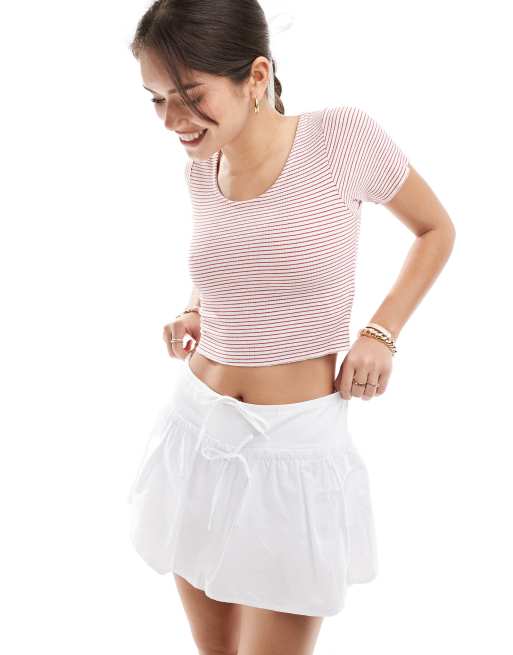 Wednesday's Girl - Gestreept geribbeld baby T-shirt met lage ronde hals in rood en wit