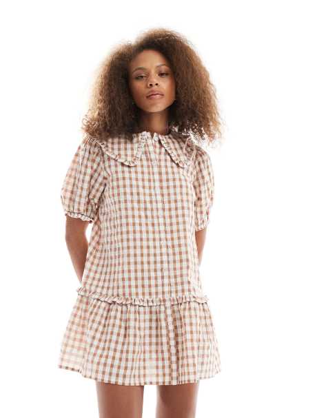 Wednesday's Girl gingham textured smock mini dress in rust - view 1
