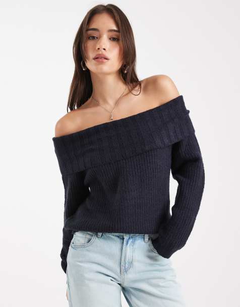 Wednesday's Girl – Granatowy miękki sweter oversize z odsłoniętymi ramionami - view 1