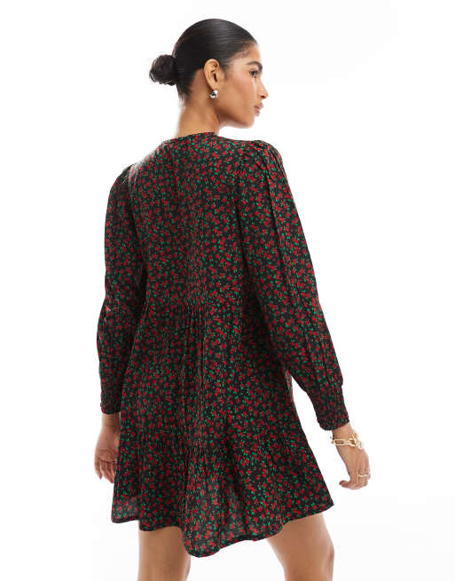 Wednesday's Girl grunge floral mini smock dress in black and red