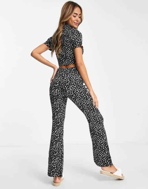 Flared Pants - Black/patterned - Ladies