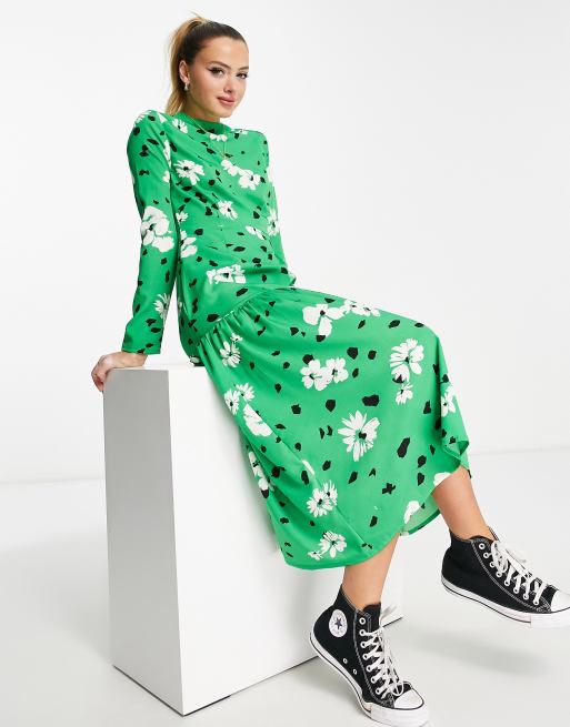 Wednesday's Girl – Hochgeschlossenes, langärmliges Midi-Hängerkleid in Grün geblümt