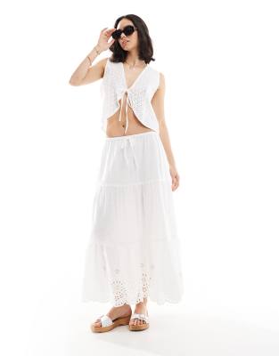 Jupe longueur mollet en broderie anglaise à volants étagés - Crème-Blanc L