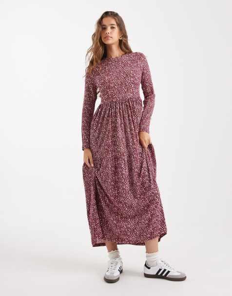 Wednesday's Girl – Langärmliges Midaxikleid in Burgunderrot mit verwischtem rosa Punktemuster - view 1