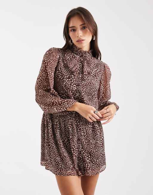 Wednesday's Girl leopard print floaty mini dress in brown, 2 of 4