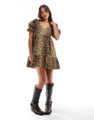 Wednesday's Girl leopard print puff sleeeve smock dress in tan-Brown