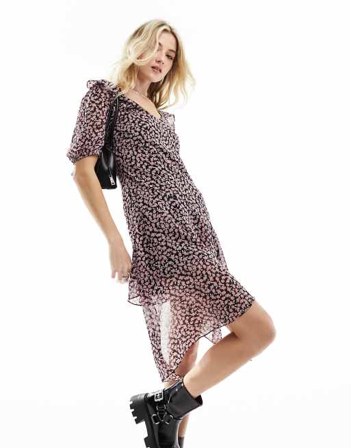 Wednesday's Girl – Lila, småblommig miniklänning i asymmetrisk design