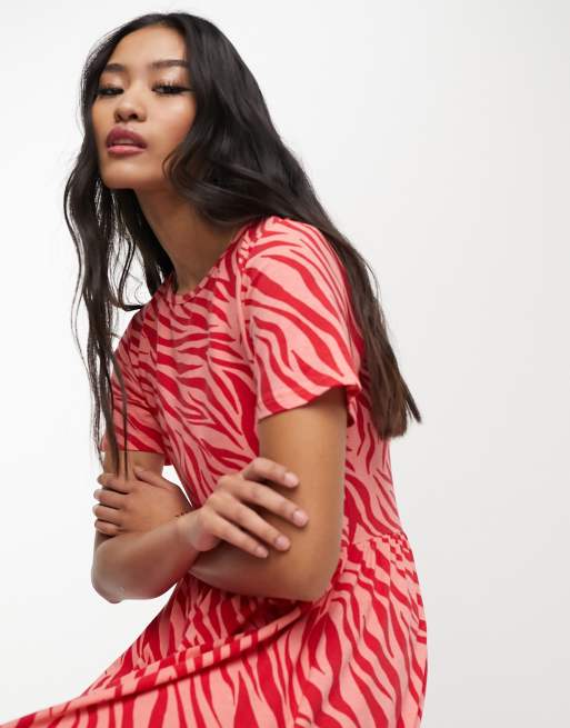 Wednesday's Girl – Locker geschnittenes Midi-Hängerkleid mit Zebramuster in Rosa und Rot