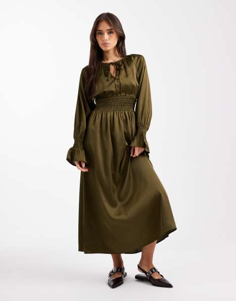 Wednesday's Girl long sleeve boho midaxi dress in green - view 1