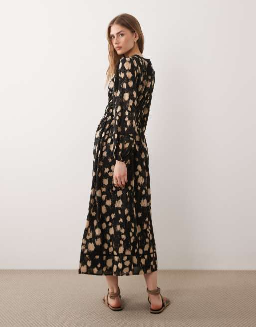 chinese dress ladies Bryn Floral Flocked Mesh Ruched Long Sleeve Midaxi Dress – Disturbia main image 1