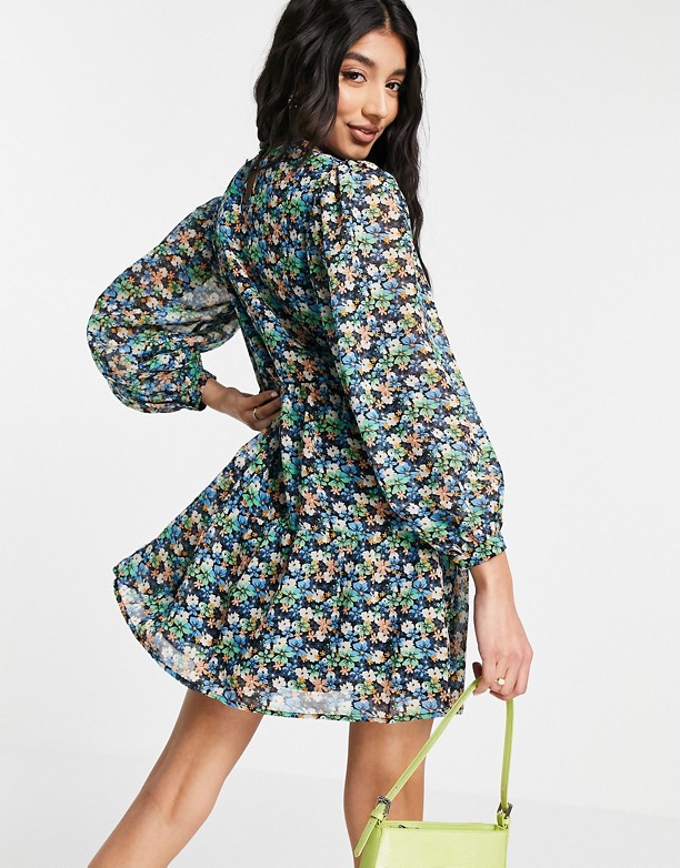  Ceny Wednesday's Girl – Luźna sukienka mini z długimi rękawami, w kwiaty w stylu vintage Ze wzorem w kolorowe kwiaty
