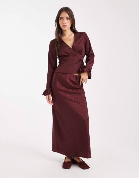 Wednesday's Girl midaxi polka dot textured skirt in burgundy - view 1