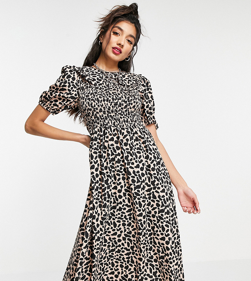 Wednesday's Girl midi dress with shirring and collar in animal print-Neutral