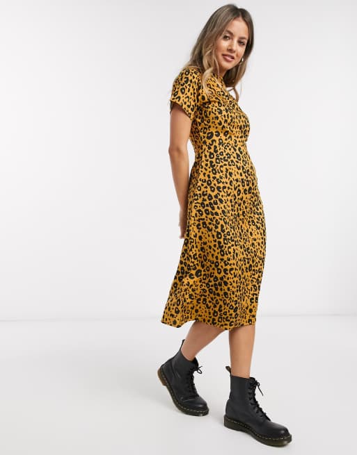 Wednesday s Girl Midikleid mit Animal Print ASOS