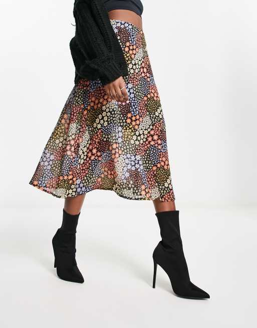 Wednesday's Girl – Midirock zum Überziehen mit Blümchenmuster im Patchwork-Look
