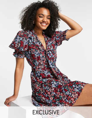 Wednesday's Girl mini smock dress with tie collar in wallpaper floral - view 1