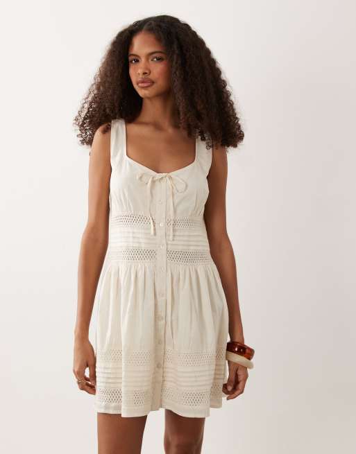Wednesday's Girl – Minikleid in Ecru mit Häkeldetail, 2 von 4